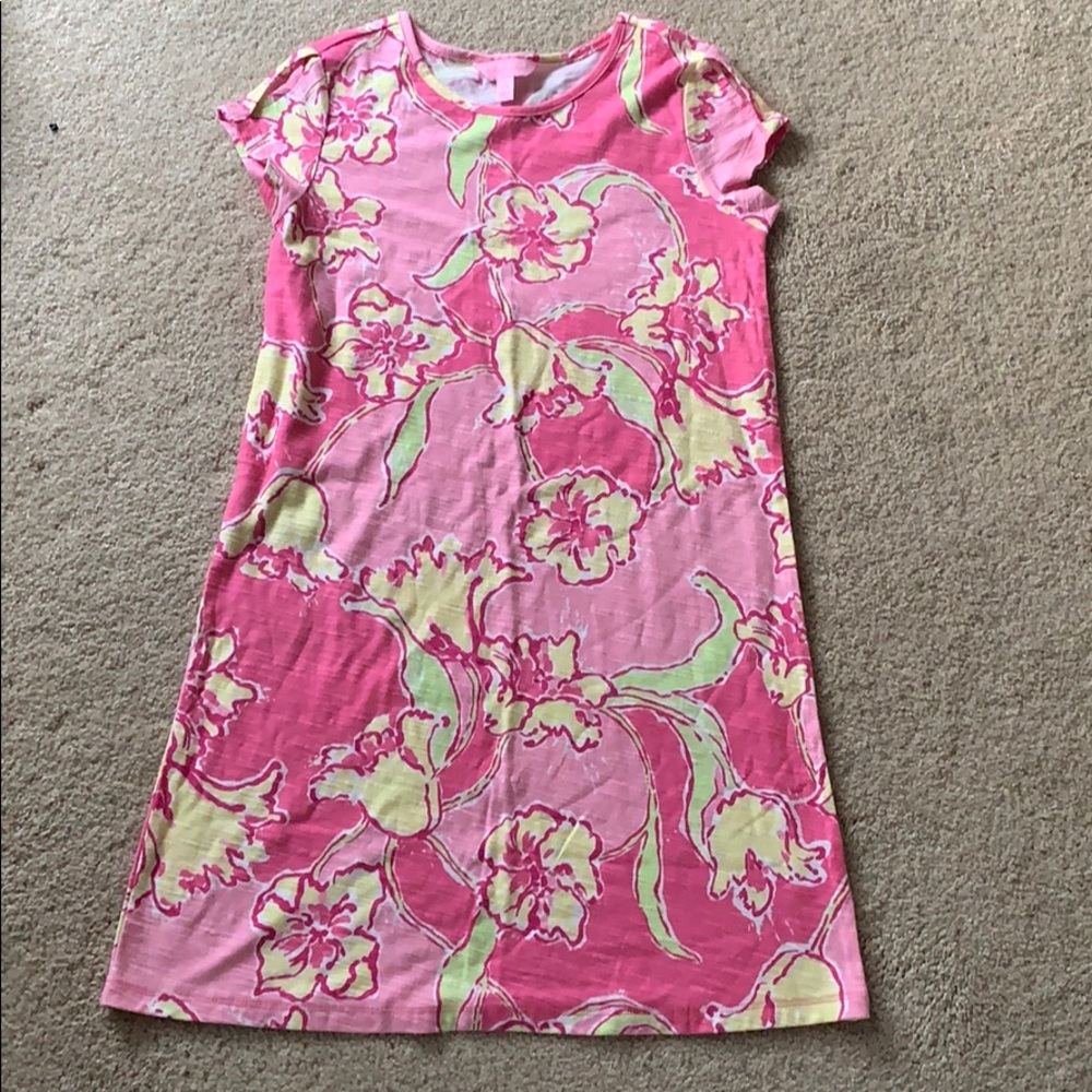 Lily Pulitzer lightweight tee shirt dress